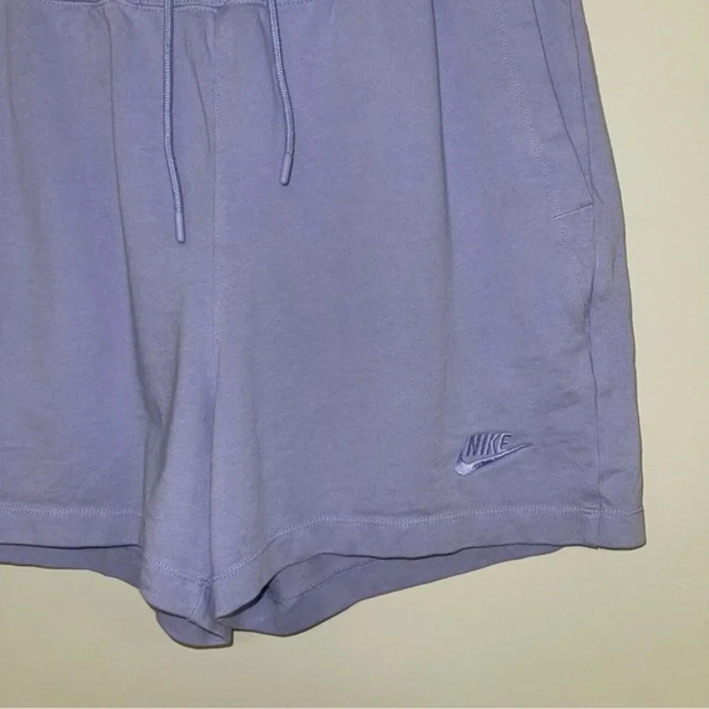 Nike Jersey Shorts Women's Size Medium Lilac‎ Purple Vintage Sweat Short Cotton